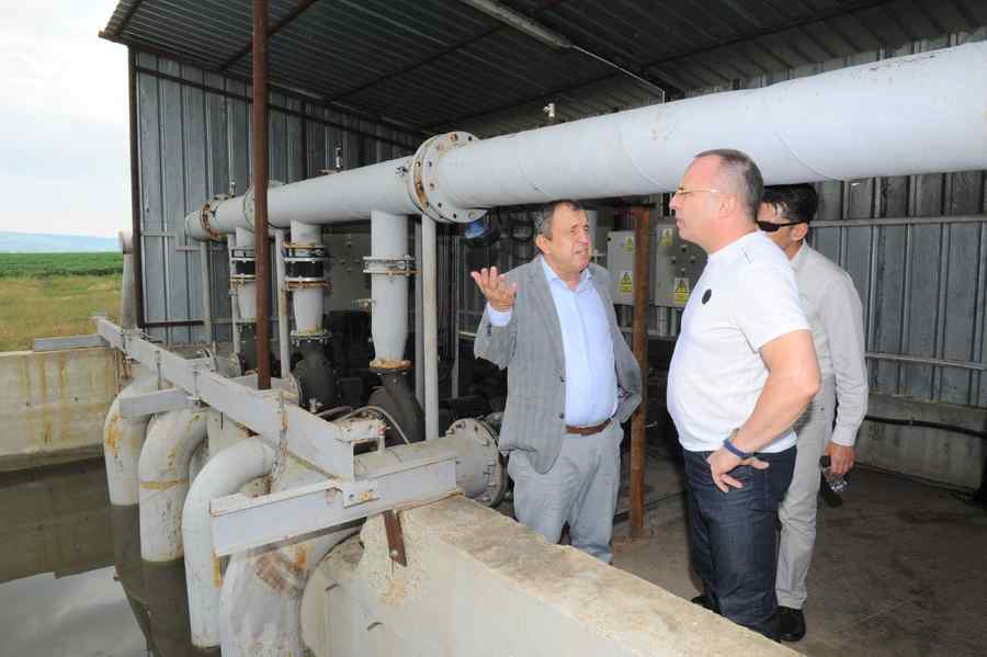 Trabantul și afacerea agricolă de milioane de euro