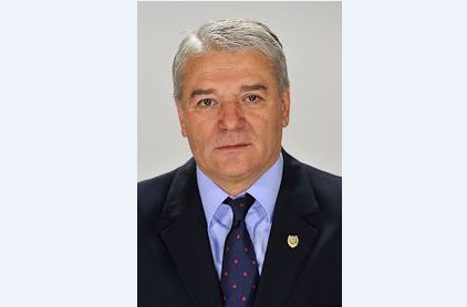 Ministrul de Interne avertizează că nu e Mesia