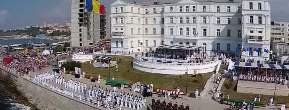 Valuri de turiști în Constanța, de Ziua Marinei
