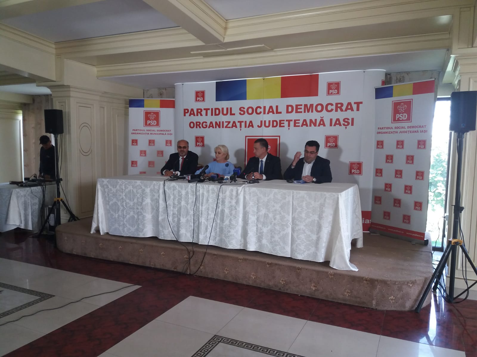 Viorica Dăncilă, între Tăriceanu și primarul de Iași
