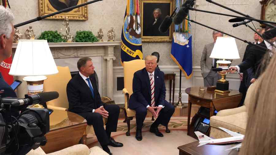 Cum alunecă România în războiul americano-chinez