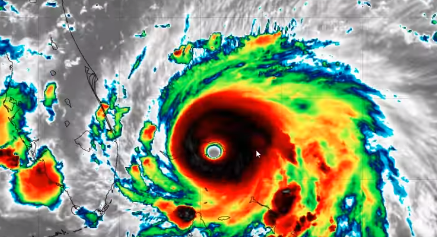 (VIDEO) Uraganul monstru, dezlănțuit! Imagini apocaliptice