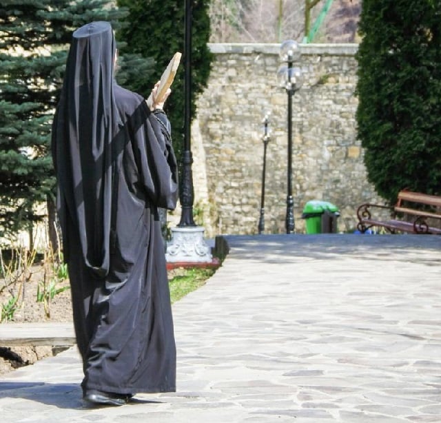 Popii-șefi popo’, speriați de „Ziarul de Iași”