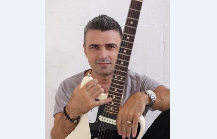 Cornel Ilie lansează prima carte autobiografică