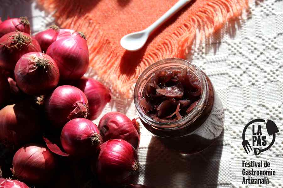 Disco-Soup și pâine în țăst la un festival despre comunitate în Timișoara