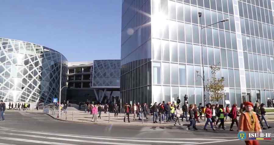 Mii de oameni evacuți de angajații ISU