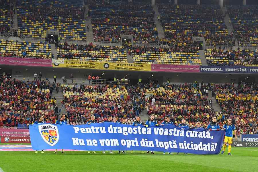 RECORD. Suntem campioni în tribune