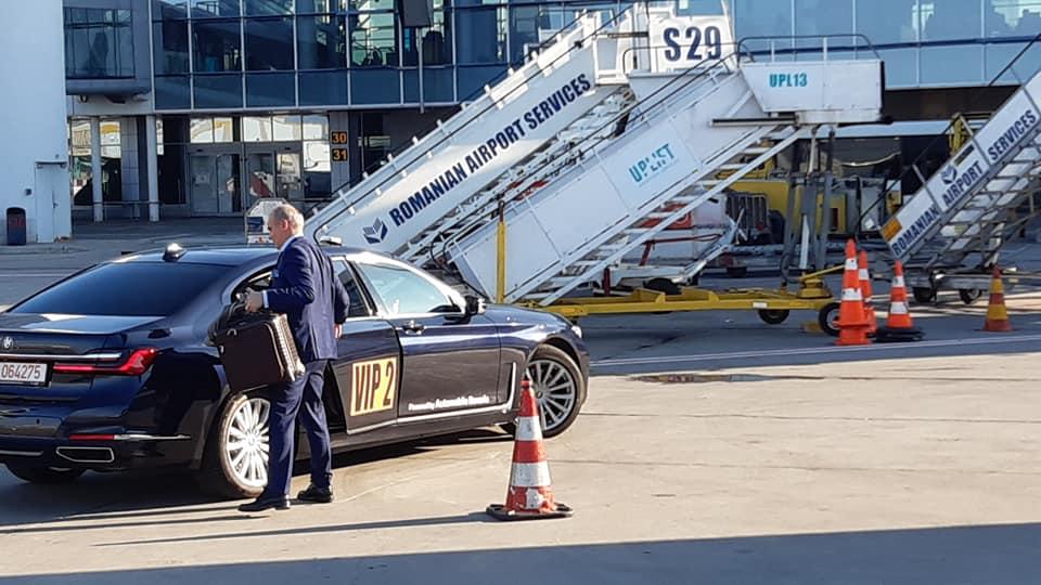 Servicii de lux pentru Rareş Bogdan
