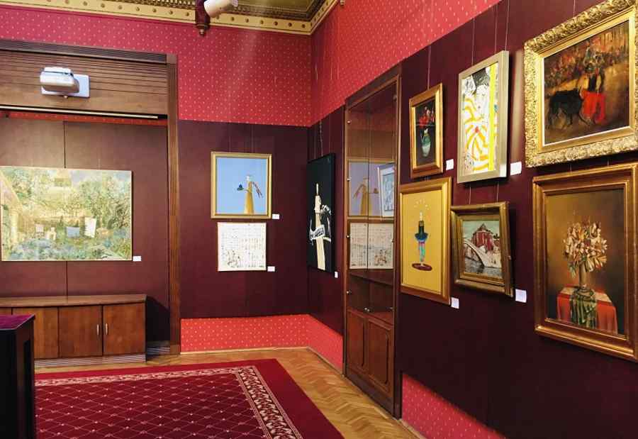 Licitația de Artă Postbelică și Contemporană