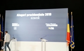 Final de campanie cu un pupitru gol și trei „daruri”