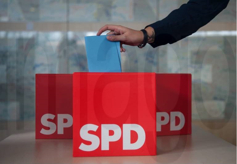 Marile coaliții nu fac bine democrației – lecția SPD din Germania
