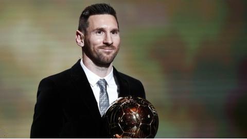Messi a semnat cu PSG și va purta tricoul cu numărul 30