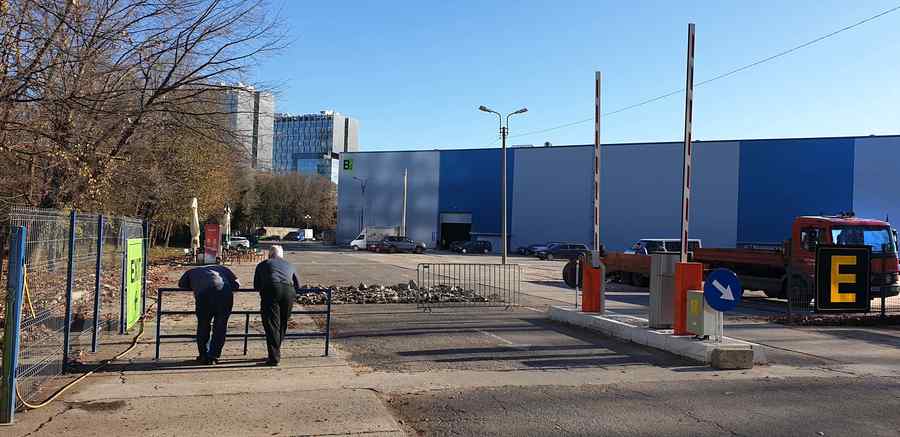 Romexpo, între mizerie, dezorganizare şi antifumat