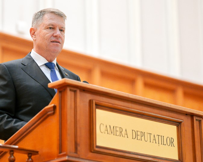 Partidul vrăjitoarelor e pe val