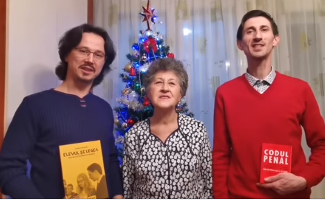 (VIDEO) Primiți pe Danileț cu colindul?