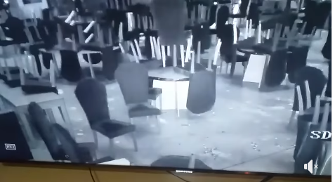 (VIDEO) „Revelion de poveste”, și scandal, la Biblioteca Națională