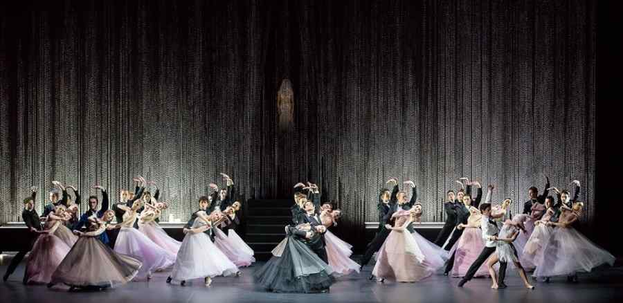 Povești emoționante și concepții moderne, la Opera Naţională