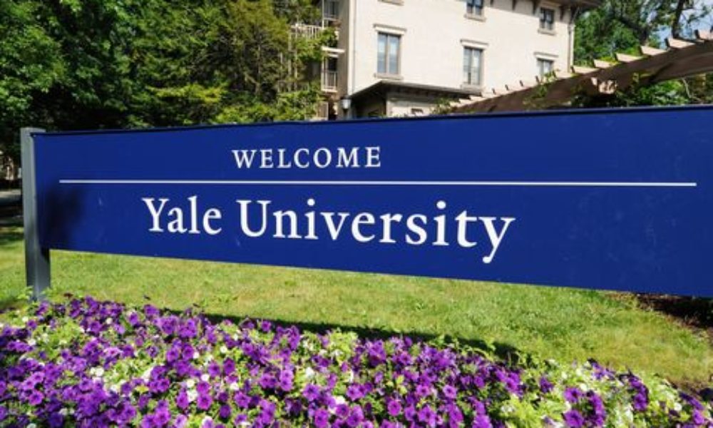 seriously Glorious Ritual Corectitudinea politică lovește la Yale University