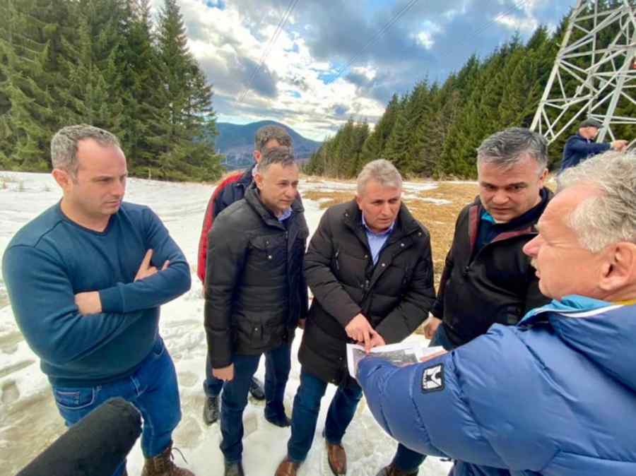 Fiind ministru, păduri cutreieram
