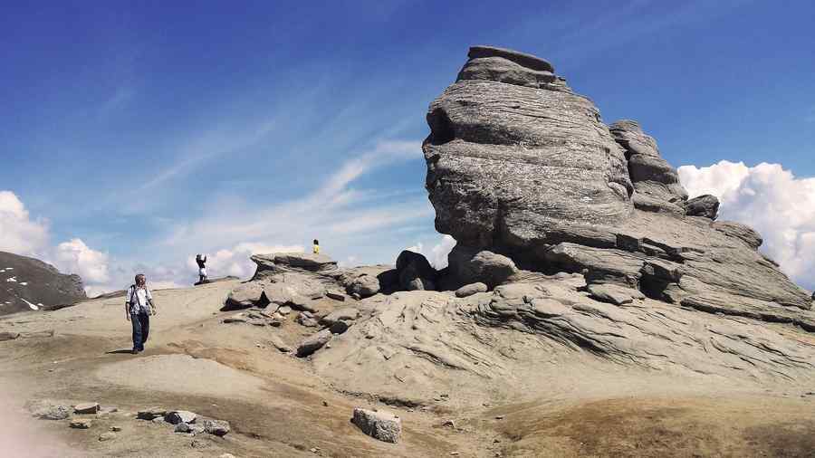 Cartierul din vârful Bucegilor – un cartier cu cântec