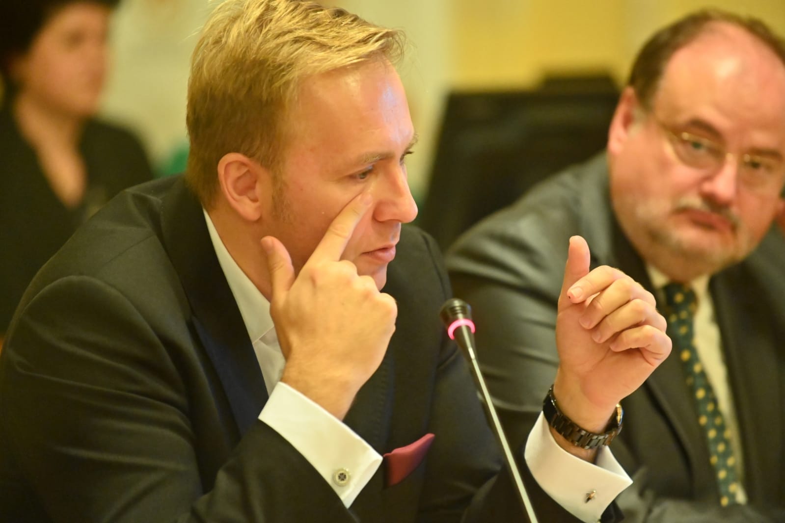 Cum explică ministrul Sănătății demiterea lui Beuran