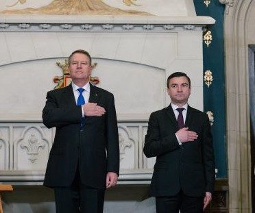 „Iaşii în scîrnaval”: rahatul Chirica, ambalat în parfum PNL-ist