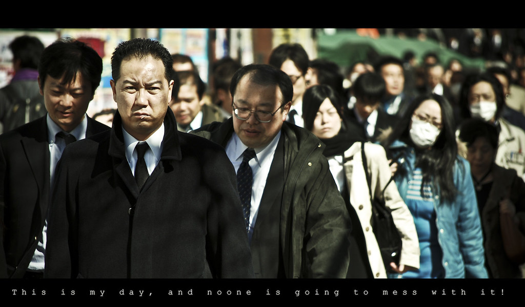 Măştile de protecţie iau locul televizoarelor