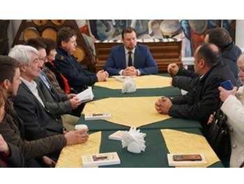 Românii din Bucovina au nevoie de o politică fermă a României