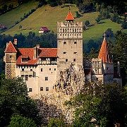 Înțepat de Dracula: „Preț de încă o lună plină”