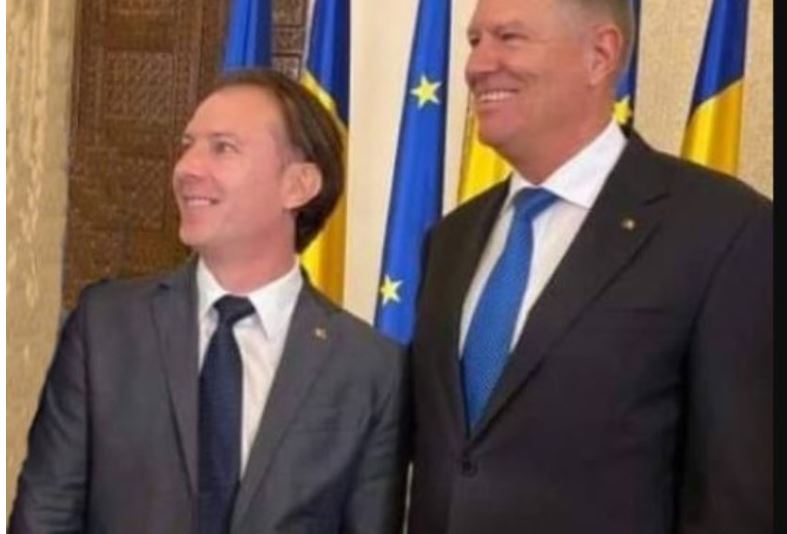 Un USR-ist strigă: „Cîțu și Iohannis au o singură miză, puterea totală”