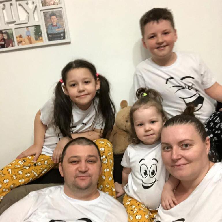 Calvarul unui medic izolat cu trei copii: „Am zis că tac dar nu mai am încotro”