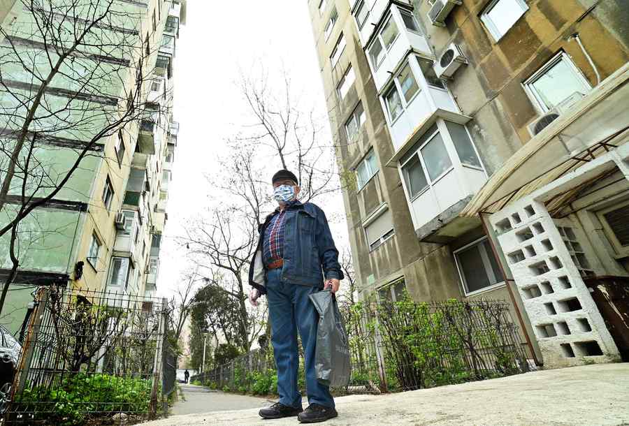 Ce fac bolnavii din afara spitalelor?