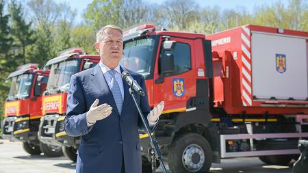 (VIDEO) Iohannis: „De Paşte, stau acasă”