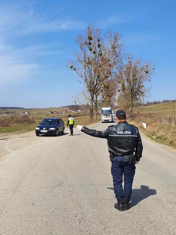Scoşi din carantină cu adeverinţă