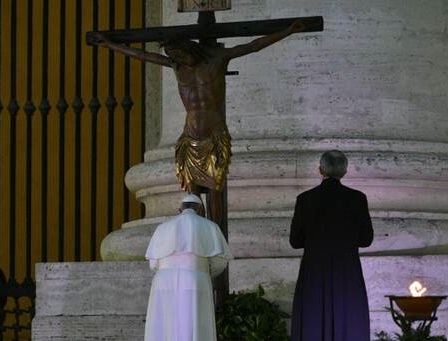 Papa Francisc, pas important în lupta împotriva agresiunilor sexuale