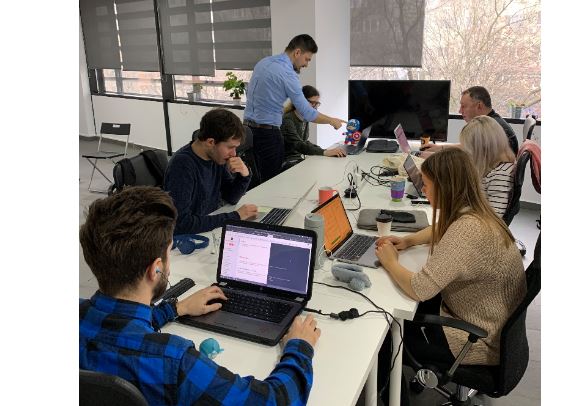 Oportunități ȋn izolare pentru cei afectați de criză