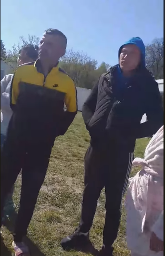 (VIDEO) Revolta unor români la sparanghel: „Să ajungă la domnul președinte”