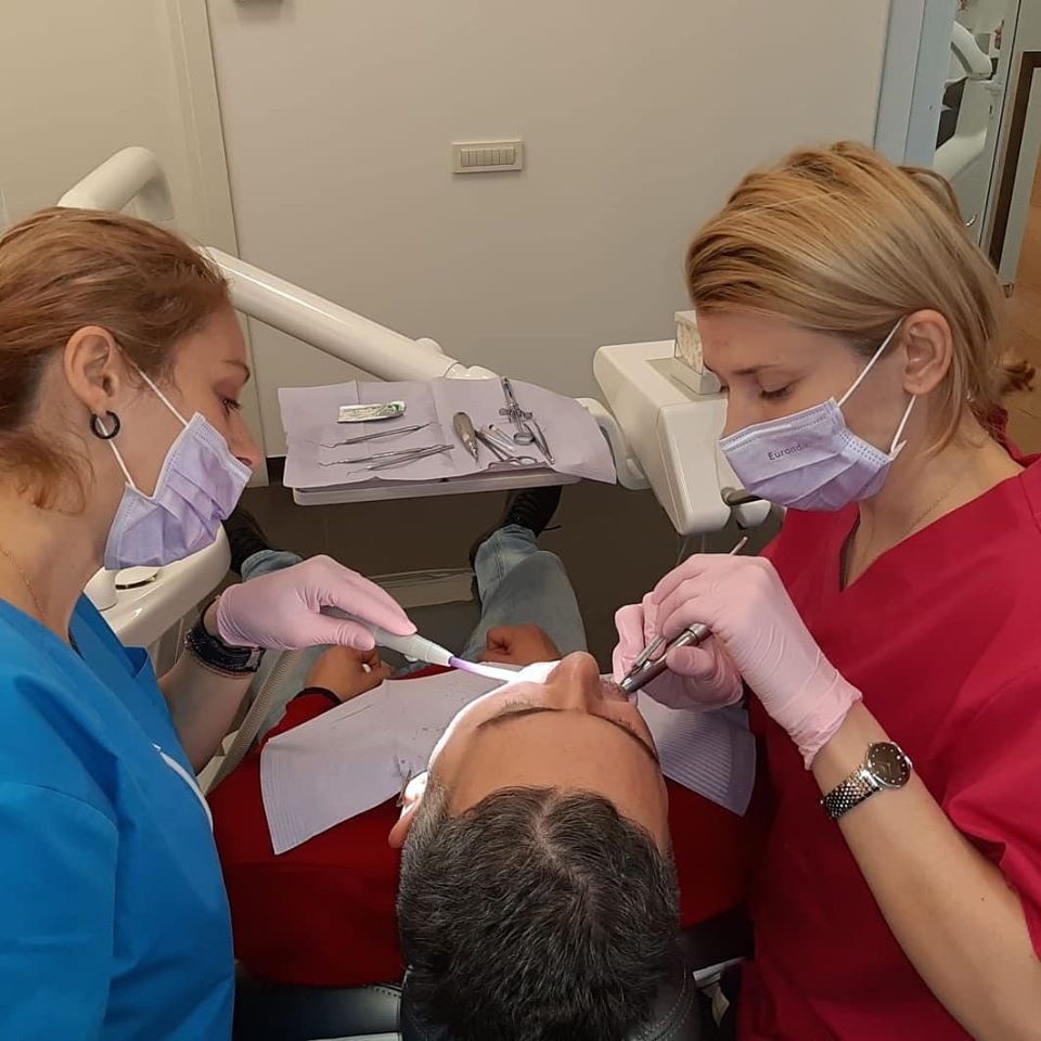 Vizita la stomatolog după starea de urgență