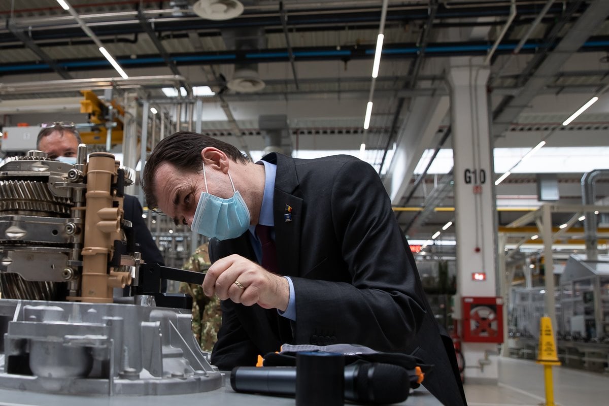 Statul însuși e piratat, la vârf