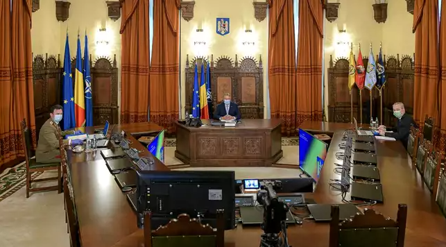 Fă-te că lucrezi: Vom avea și „Grup de Reflecție Strategică”
