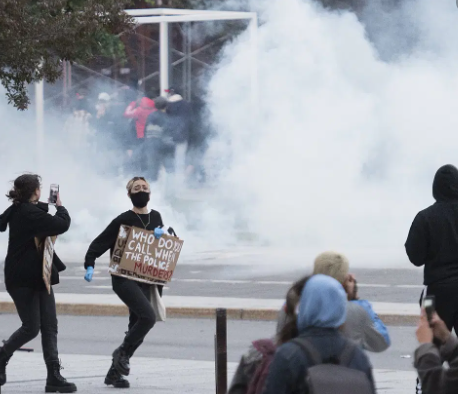 (VIDEO) Și canadienii au dat în clocot