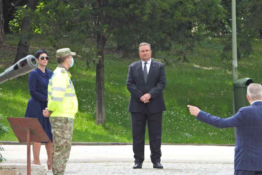 Camera de Comerț și Industrie: Je suis Ciucă!