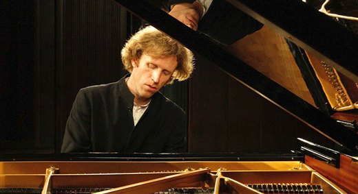 Enescu și Zid al Bunăvoinței, pentru românii care lupta cu COVID