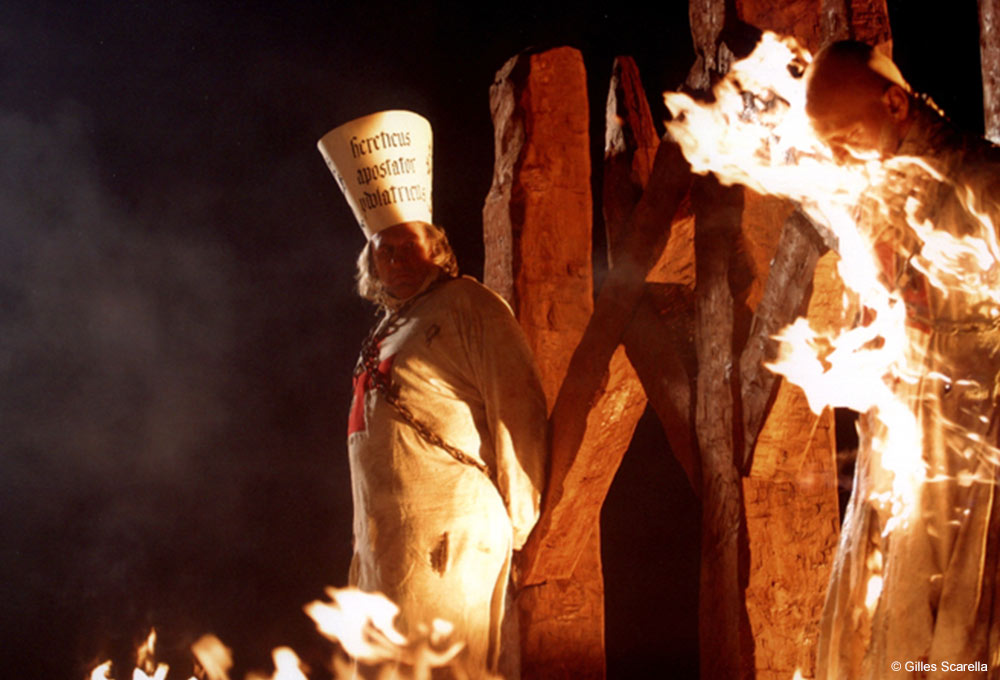 Depardieu și Jeanne Morreau în seria „Regii blestemaţi”, la TVR 1