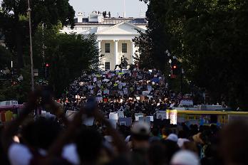 Cine sunt americanii care au participat la proteste