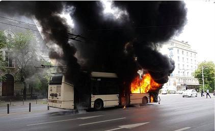 Comisie de cercetare la STB, după ce le-a luat foc
