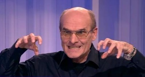 Clitoristian Trumpdor Pompescu, alpinist pe Muntele Venus