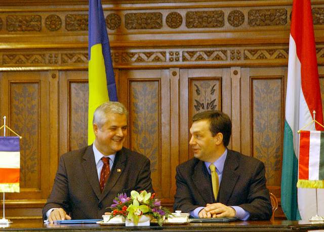 Inedit: Ce-a primit Adrian Năstase de la Viktor Orban