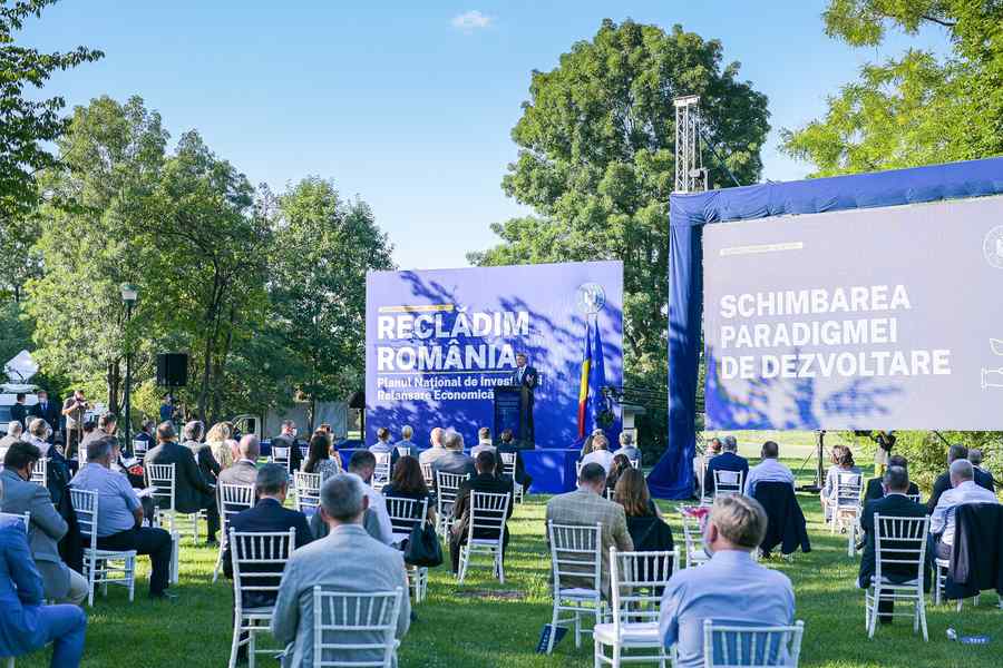 Dă-i cu claxonul și „aproape nimic în motor”!