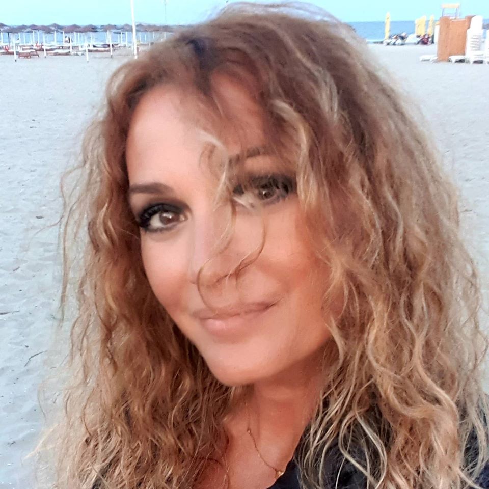 Alertă tabloidă! A divorțat după 22 de ani